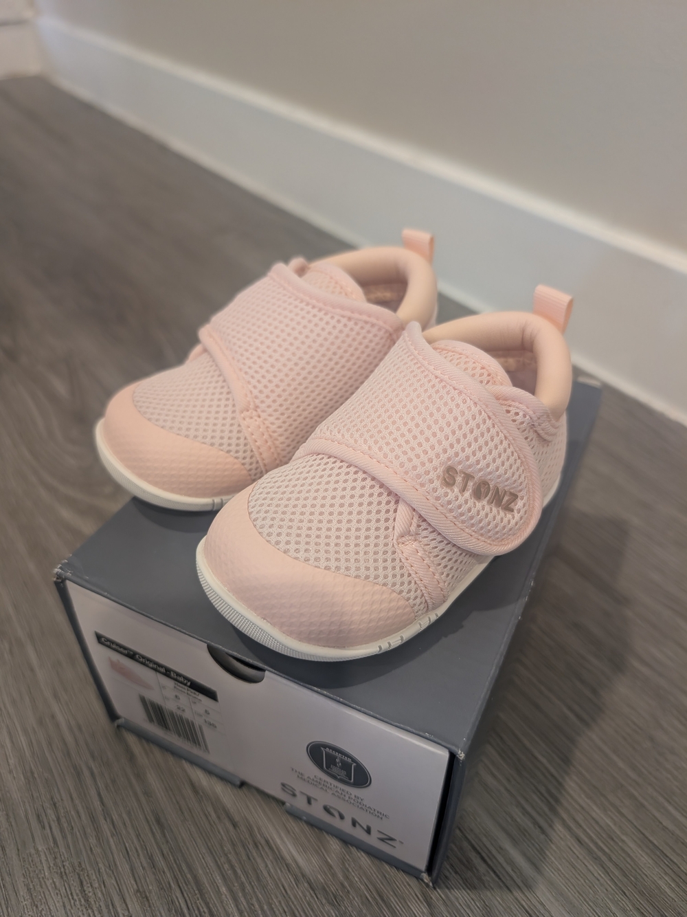 Stonz Cruiser - Pink Toddler Shoes - US 6 (NEW!)